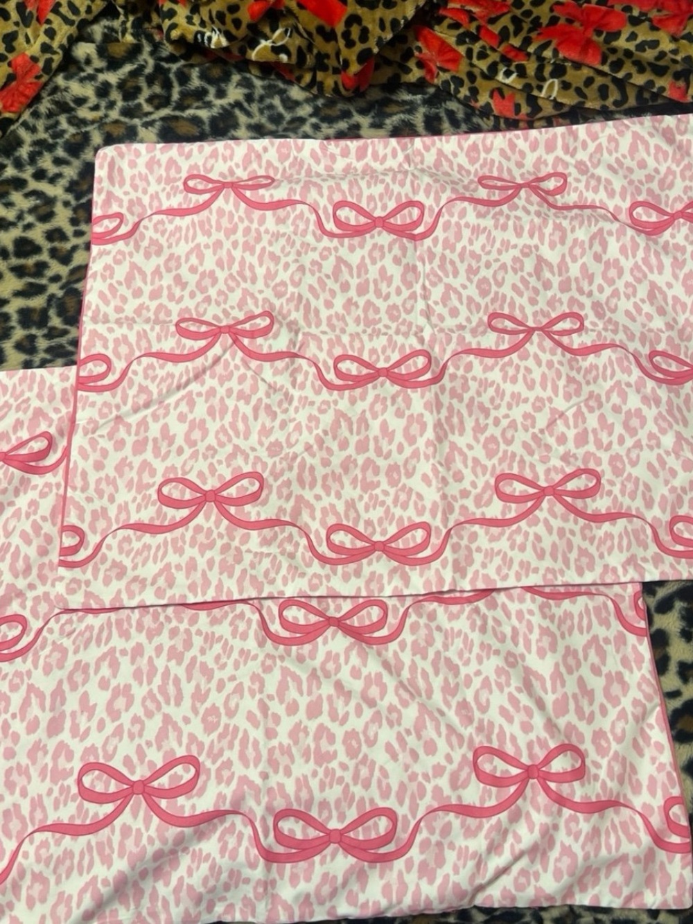 Juicy Couture Pink Bows & Leopard / Cheetah Print Pillow Cases